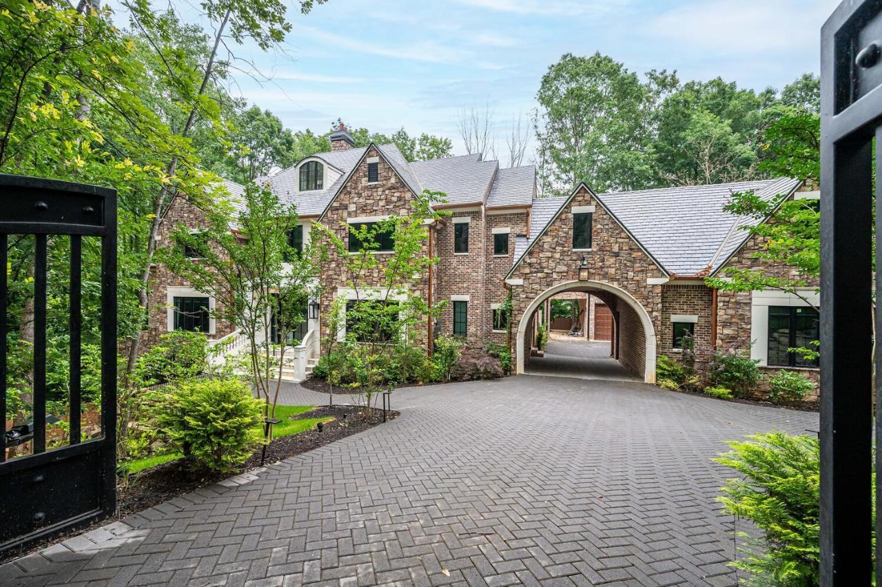 فيلا Adams Mansion, 10K Sqft, 7Bd/7Ba, 15Min To Airport أتلانتا المظهر الخارجي الصورة
